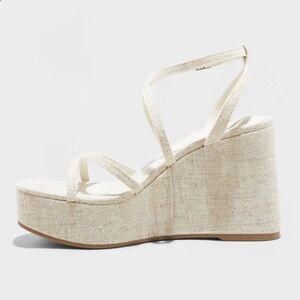 WILD FABLE Women's Ronnie Strappy Platform Wedge Heels with Memory Foam Insole